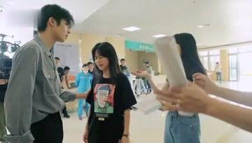 爱娱乐的吃瓜娟